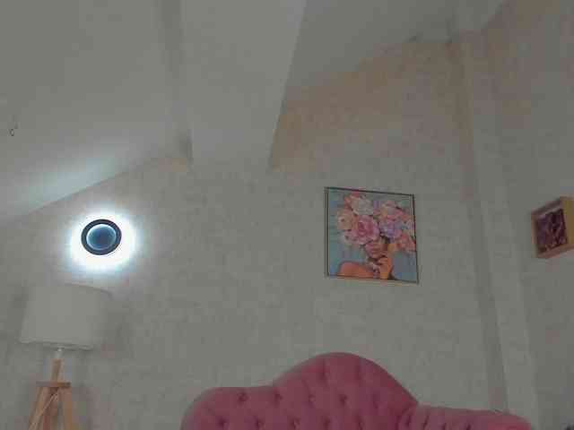 gloriaa-shine webcam