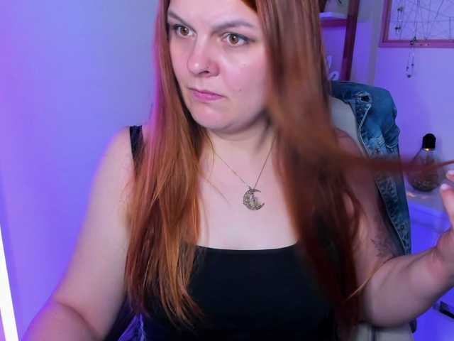 GingerKiss live webcam show