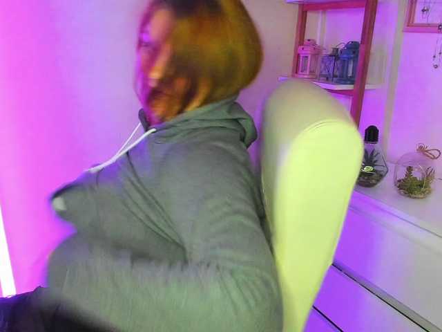 GingerKiss live cam on BongaCams