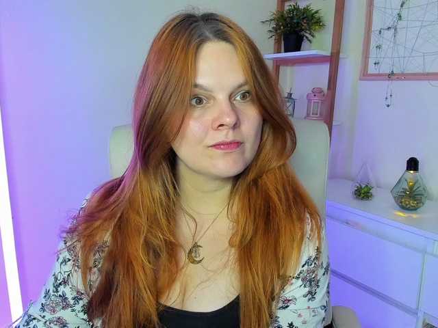 GingerKiss live webcam show