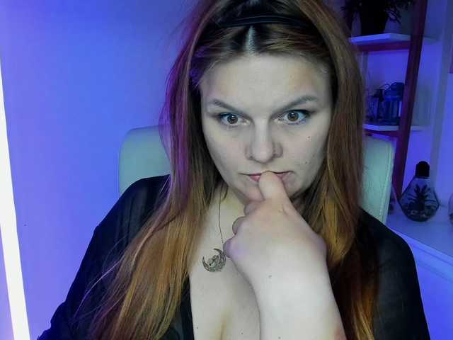GingerKiss live cam on BongaCams