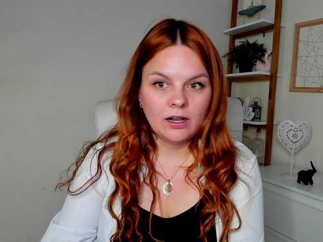 GingerKiss live cam on BongaCams