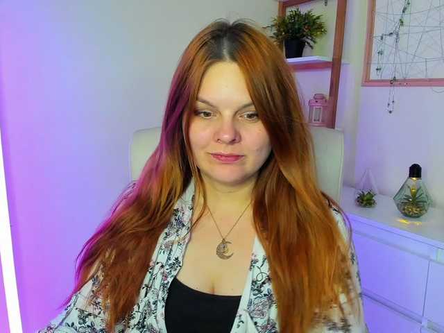 GingerKiss live cam on BongaCams