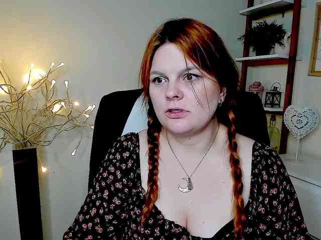 GingerKiss webcam