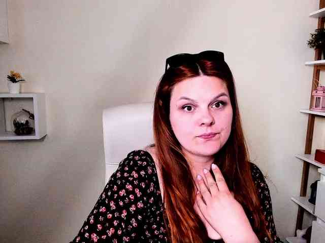 GingerKiss webcam