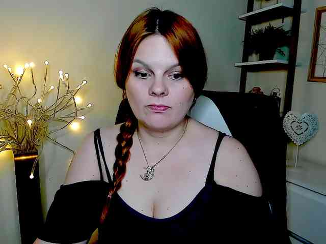 GingerKiss webcam