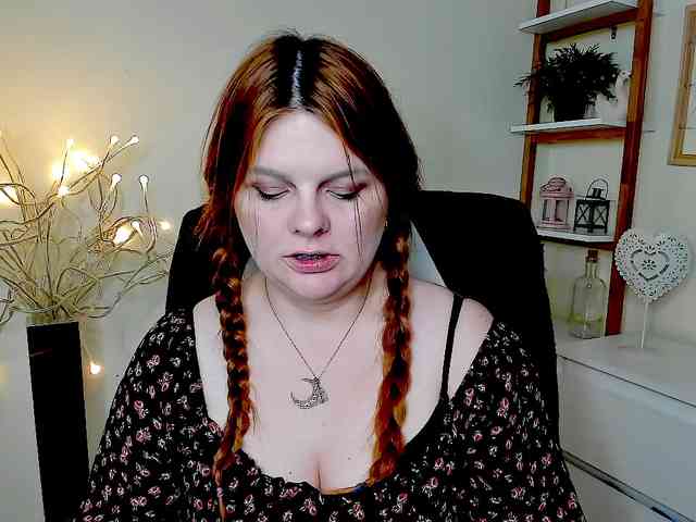GingerKiss webcam