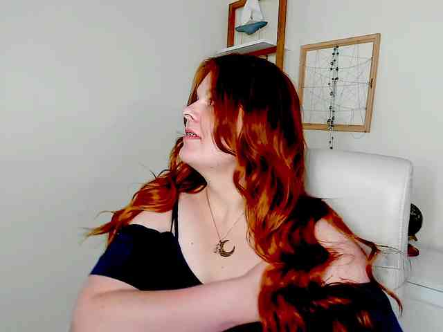 GingerKiss webcam
