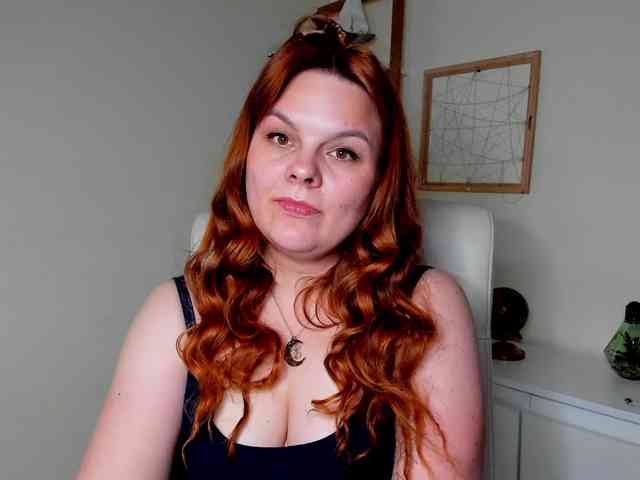 GingerKiss webcam