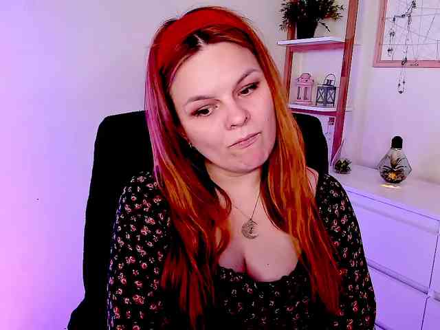 Model: GingerKiss