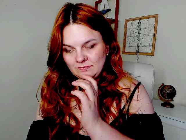 Model: GingerKiss