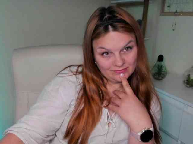 Model: GingerKiss