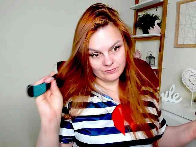 Model: GingerKiss