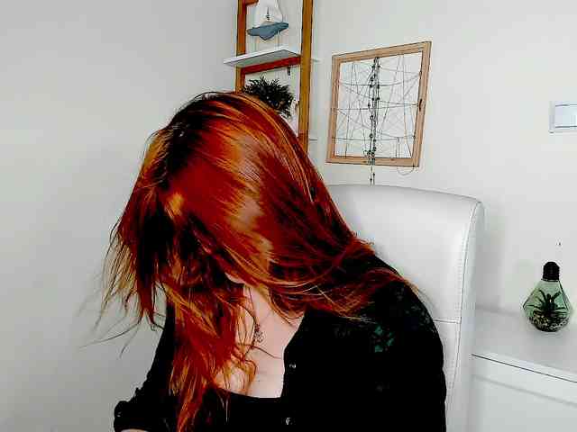 GingerKiss webcam