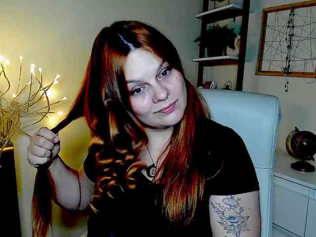 Model: GingerKiss