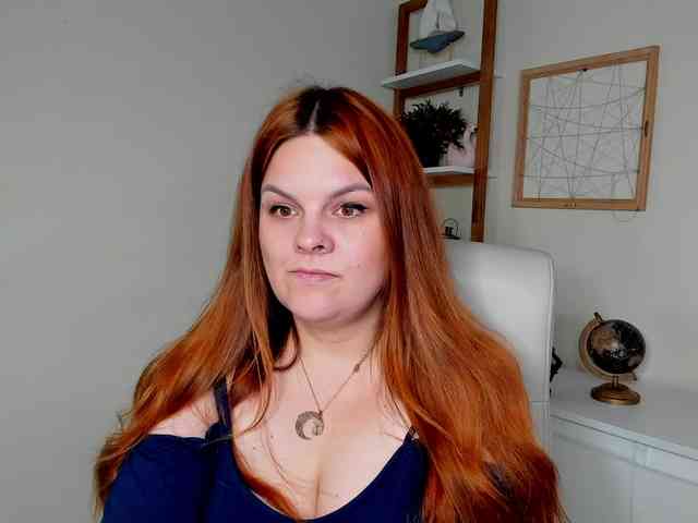 Model: GingerKiss