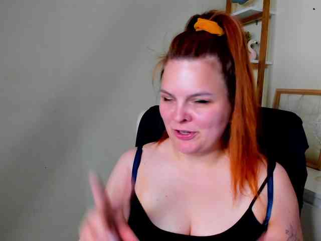 GingerKiss webcam