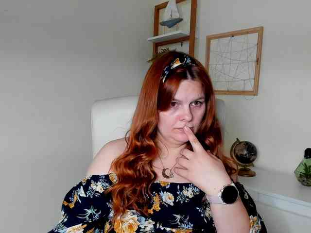 Model: GingerKiss