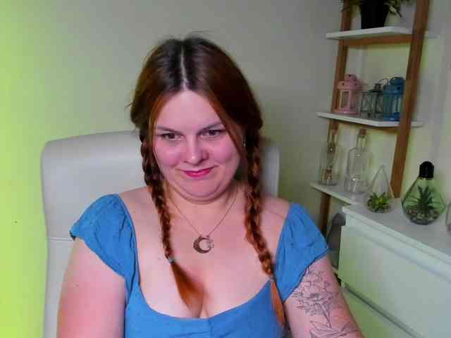 GingerKiss webcam