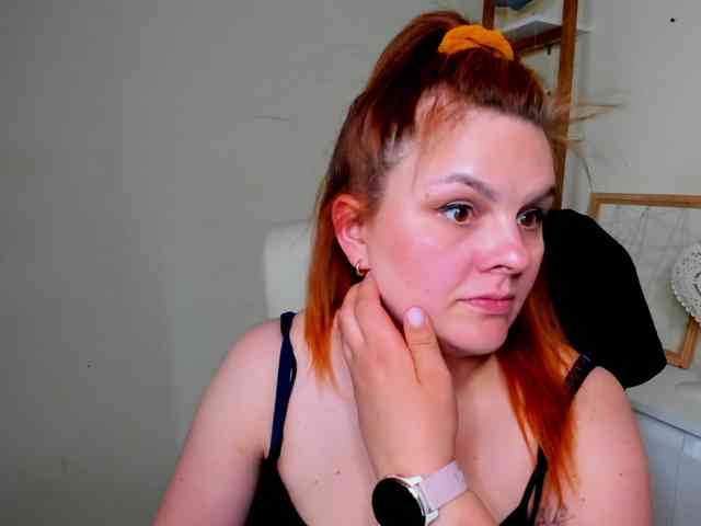 GingerKiss webcam