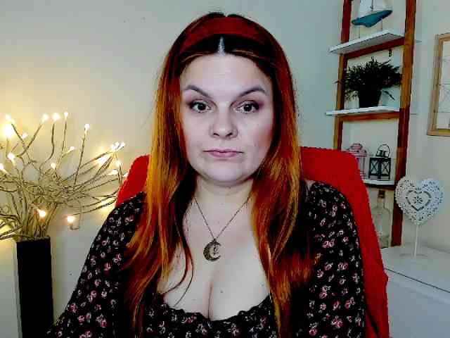 Model: GingerKiss
