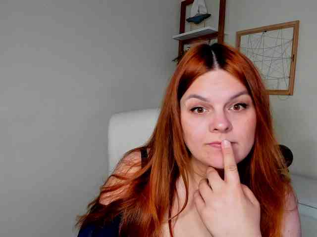 GingerKiss webcam