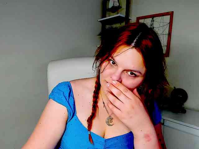 Model: GingerKiss
