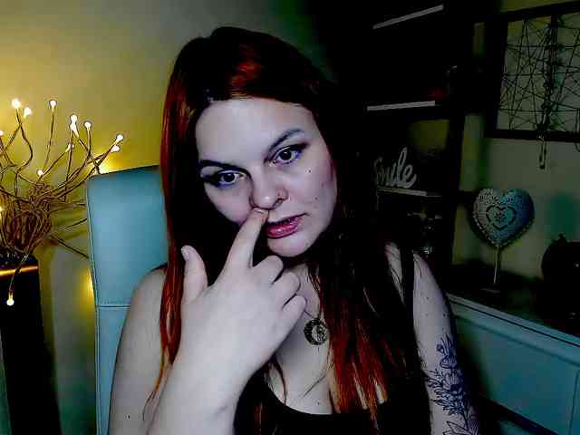 Model: GingerKiss