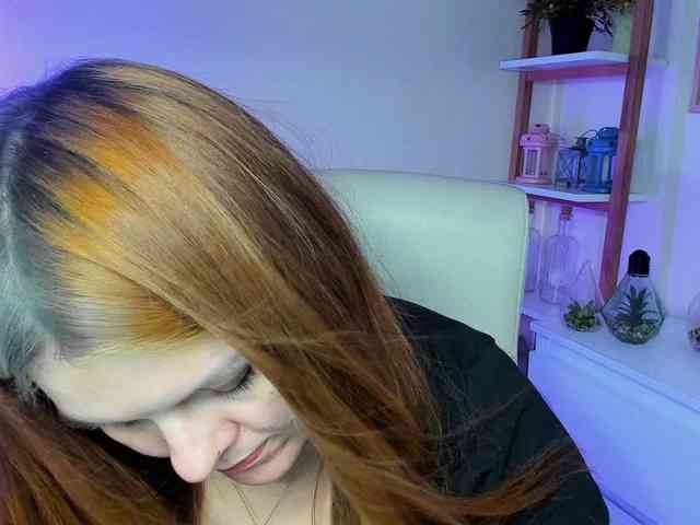 GingerKiss webcam
