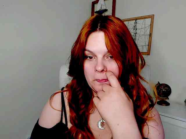 Model: GingerKiss