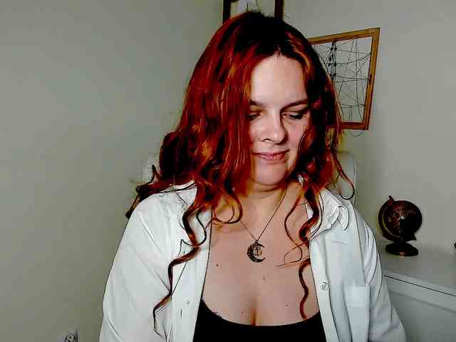 Model: GingerKiss