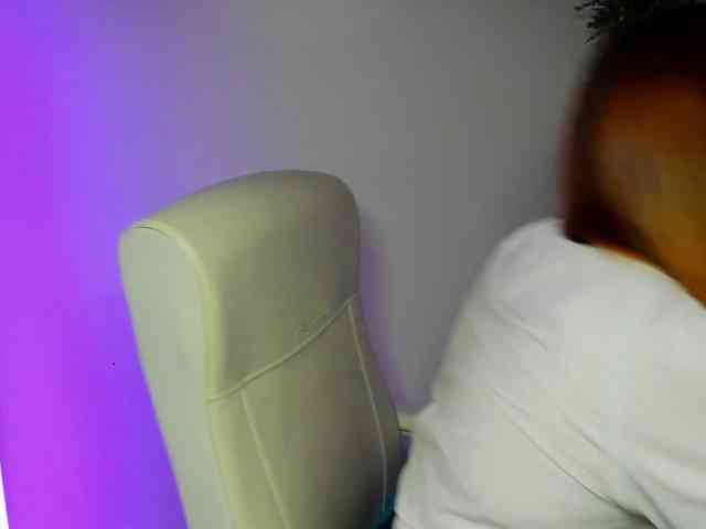 GingerKiss webcam