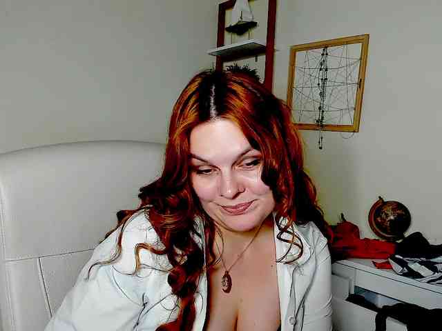 Model: GingerKiss