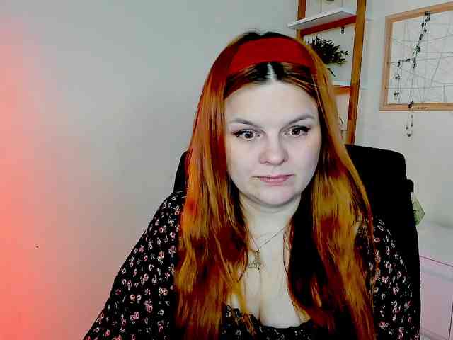 Model: GingerKiss