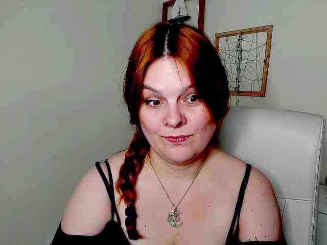GingerKiss webcam