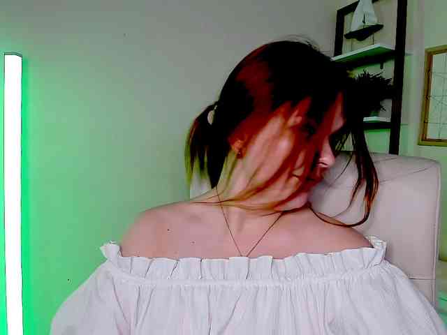 GingerKiss Sex Cam Show