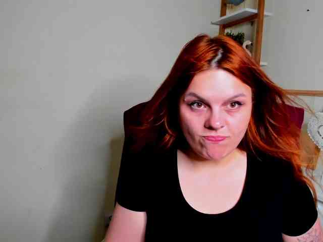 Model: GingerKiss