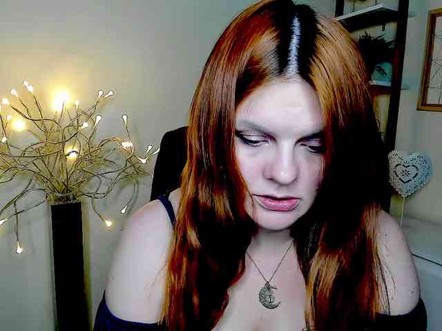 Model: GingerKiss