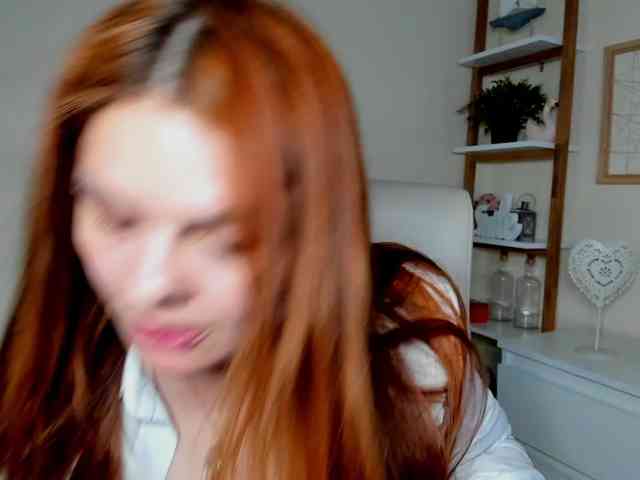 Model: GingerKiss