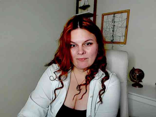 Model: GingerKiss