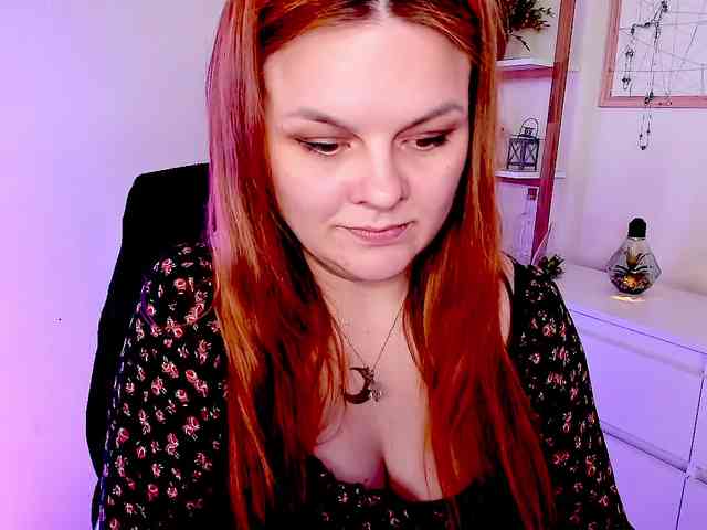 Model: GingerKiss