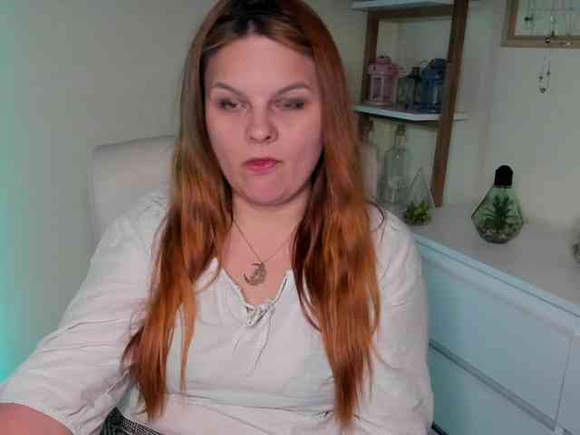 Model: GingerKiss