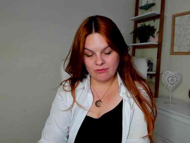 Model: GingerKiss