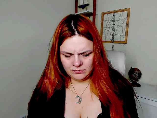 Model: GingerKiss