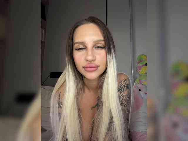 LyolyaRare webcam