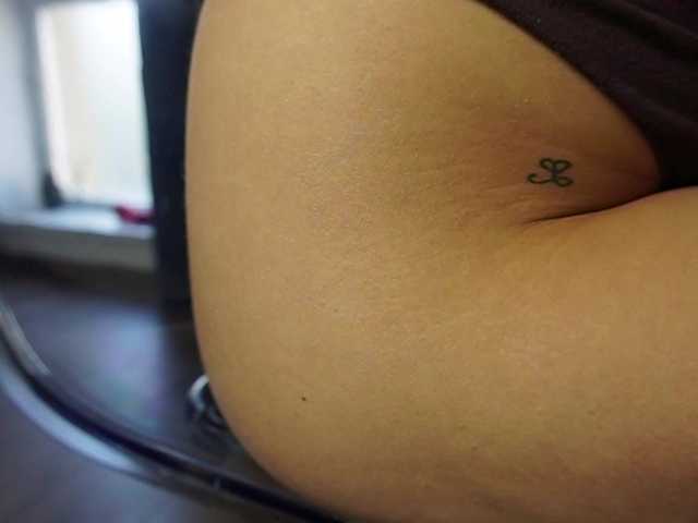 Melisa-Babe live cam on BongaCams