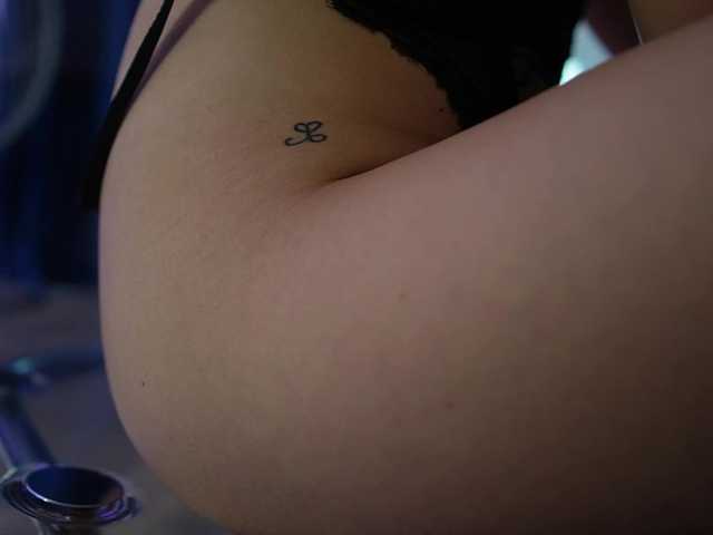 Melisa-Babe live cam on BongaCams