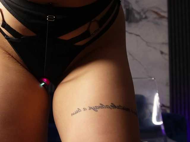 Melisa-Babe live webcam show