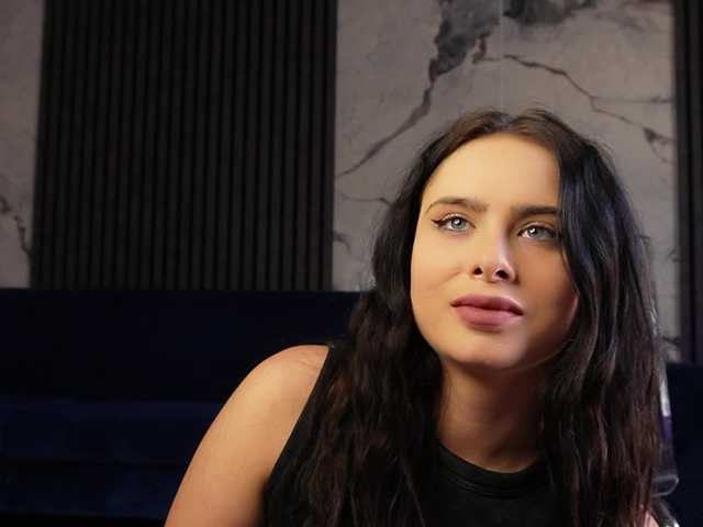 Melisa-Babe live webcam show