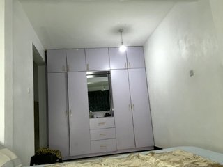 cravemeslowly255's Live Webcam